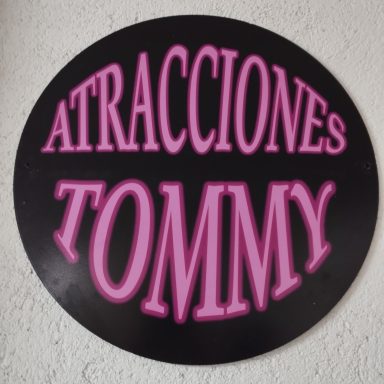 logo en pvc con vinilo plastificado